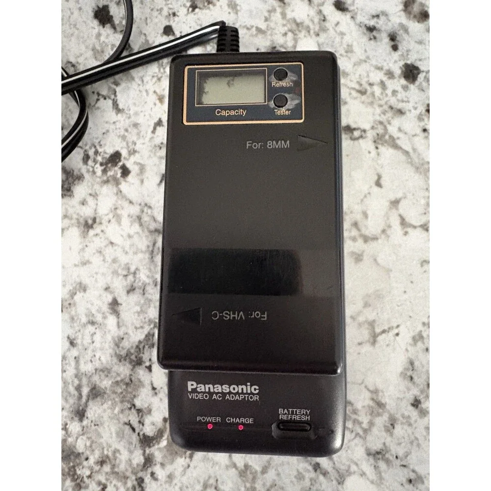 Panasonic Palmcorder IQ PV-IQ525 VHS Bundle with Bag,Tape,Batteries,etc TESTED